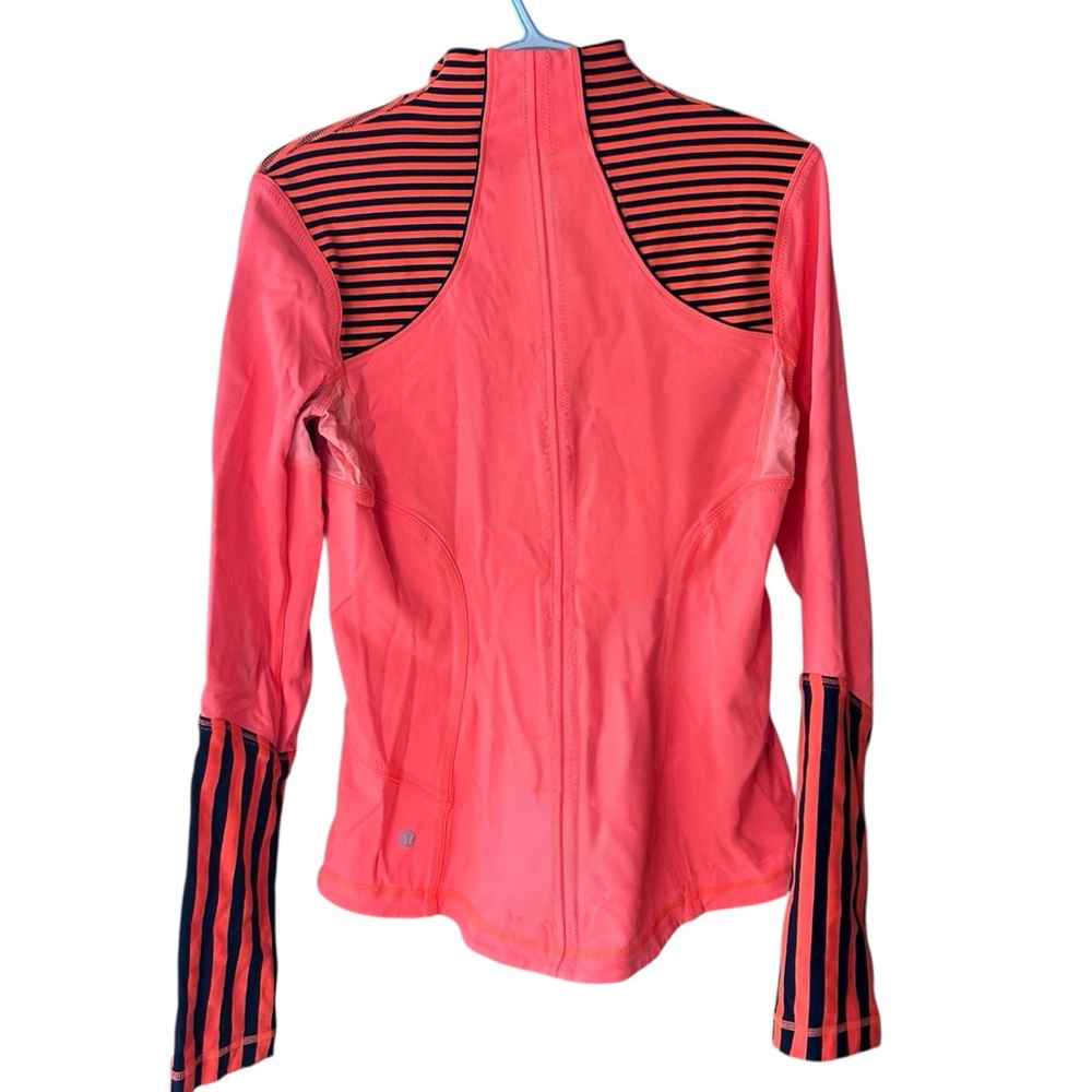 Lulu Y2K Forme Jacket Rare Size 8